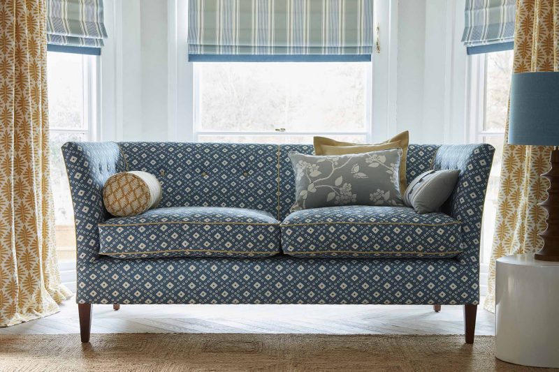 Cirencester sofa in sow and scatter cornflower