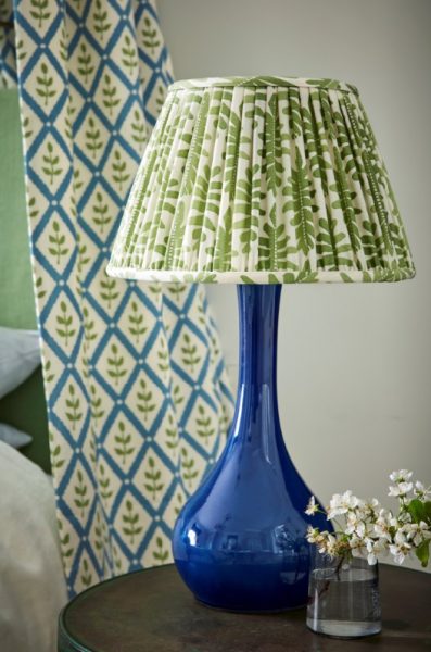 table lamp pleated lampshade