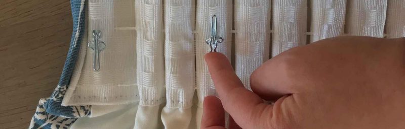adding curtain hooks to a curtain heading 