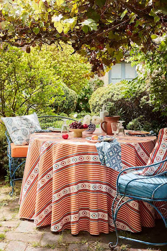 Alfresco dining table and chairs