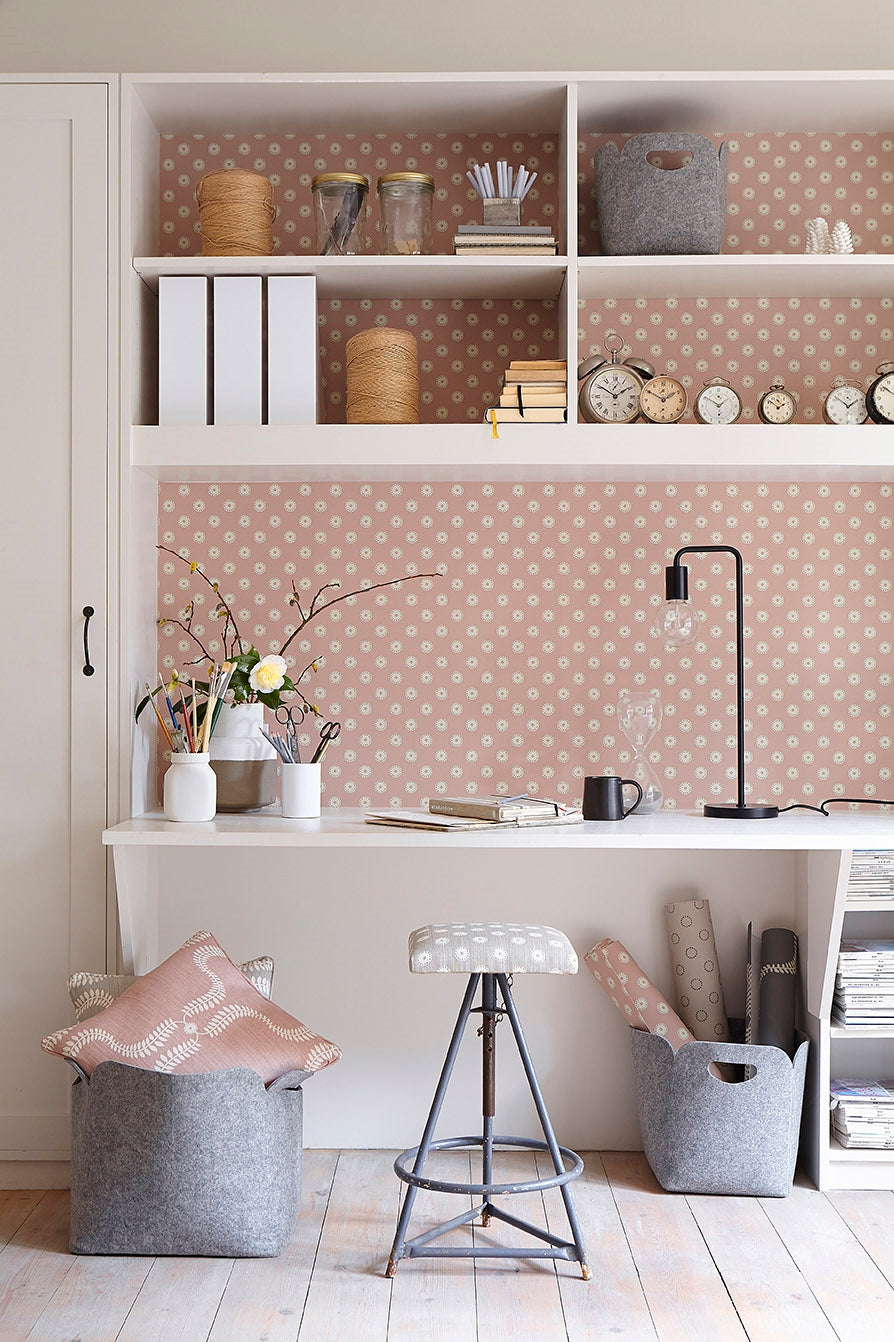 5 Top Tips for Using Patterned Wallpaper in Your Home
