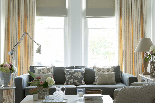Choosing Between Roller Blinds, Roman Blinds, and Curtains