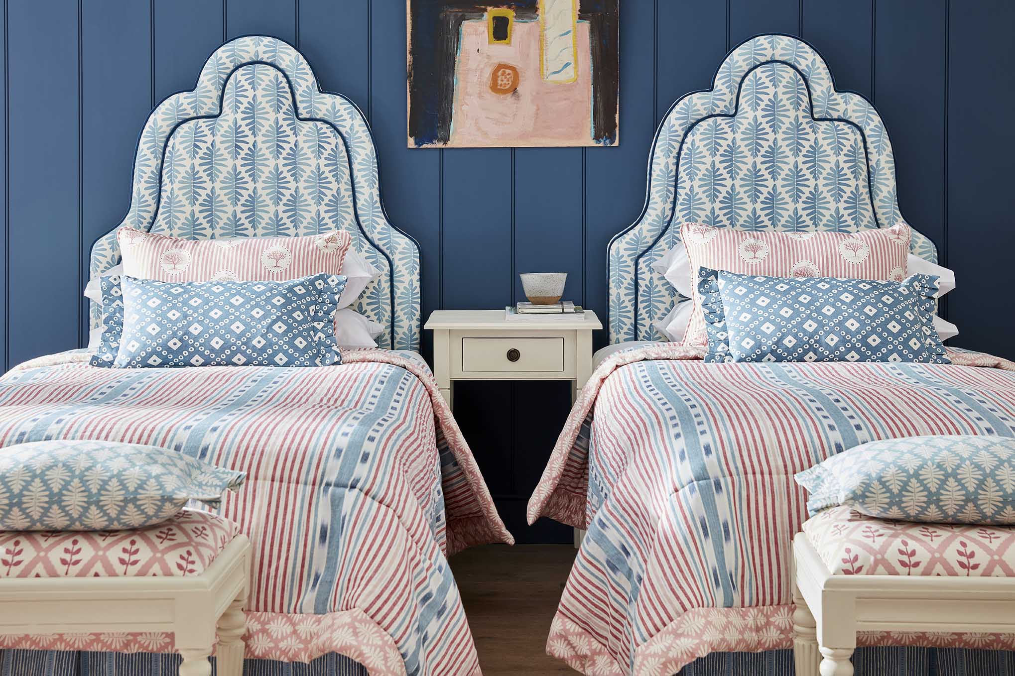 <p>Made to Measure <br/><em><strong>Headboards</strong></em></p>