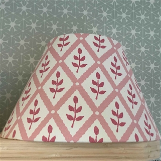 Lattice Leaf - Lily Pink, Mallow - empire, lamp base